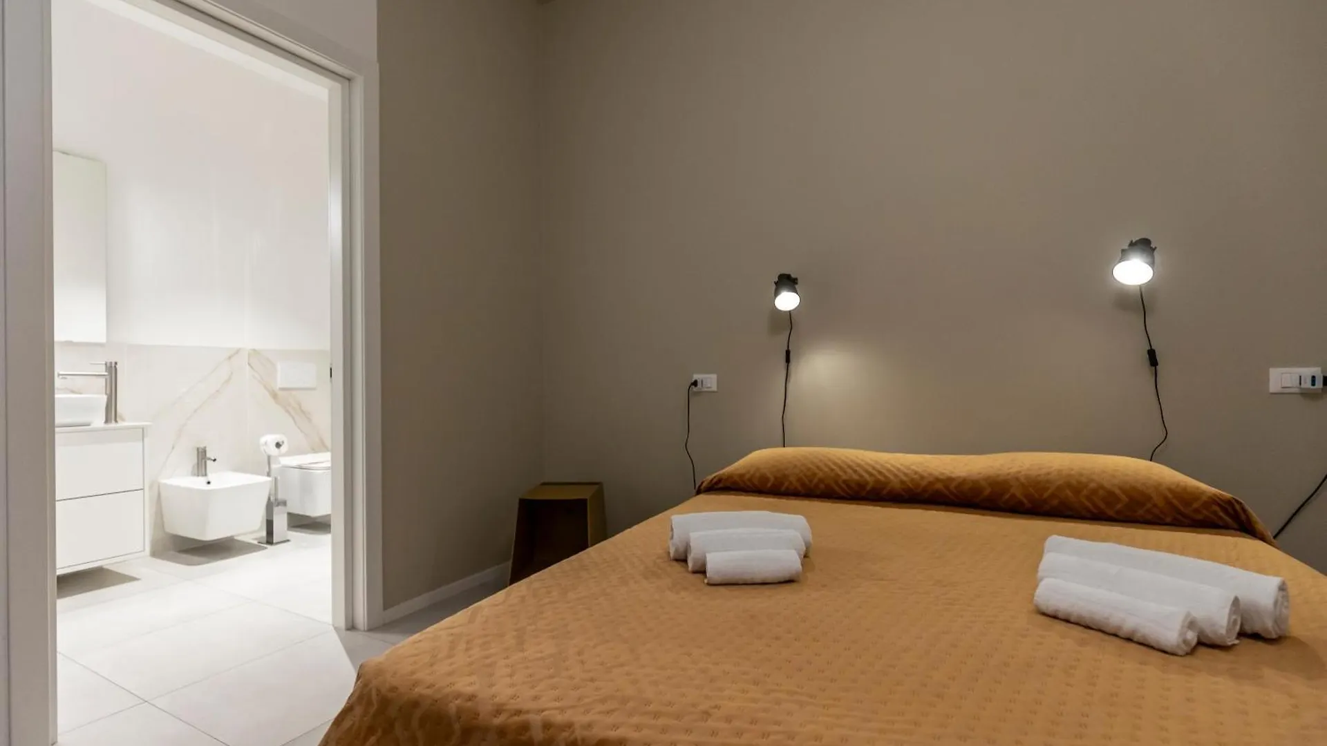 Dantis Rooms Ravenna Italy